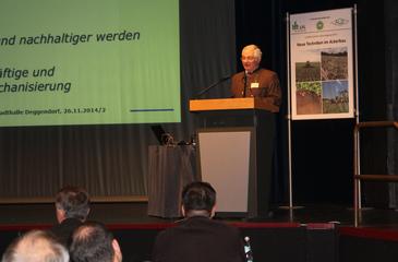 Eröffnung der Tagung durch Herrn Dr. Georg Wendl, Leiter des Instituts für Landtechnik und Tierhaltung an der Bayerischen Landesanstalt für Landwirtschaft